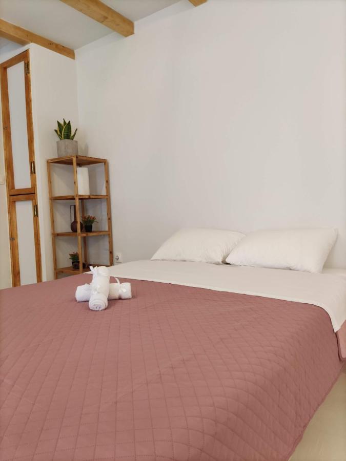 Zaira'S Apartment Corfu Town Exterior photo