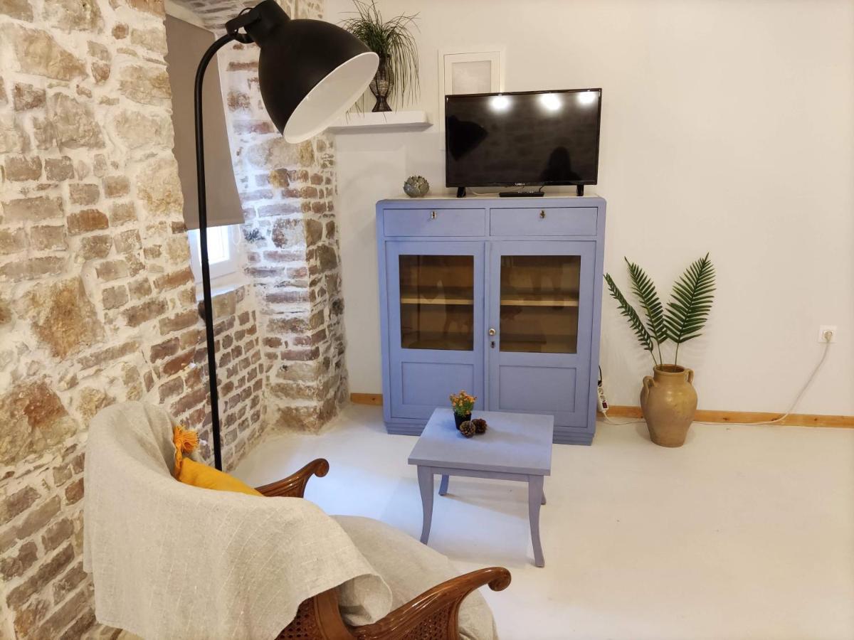 Zaira'S Apartment Corfu Town Exterior photo